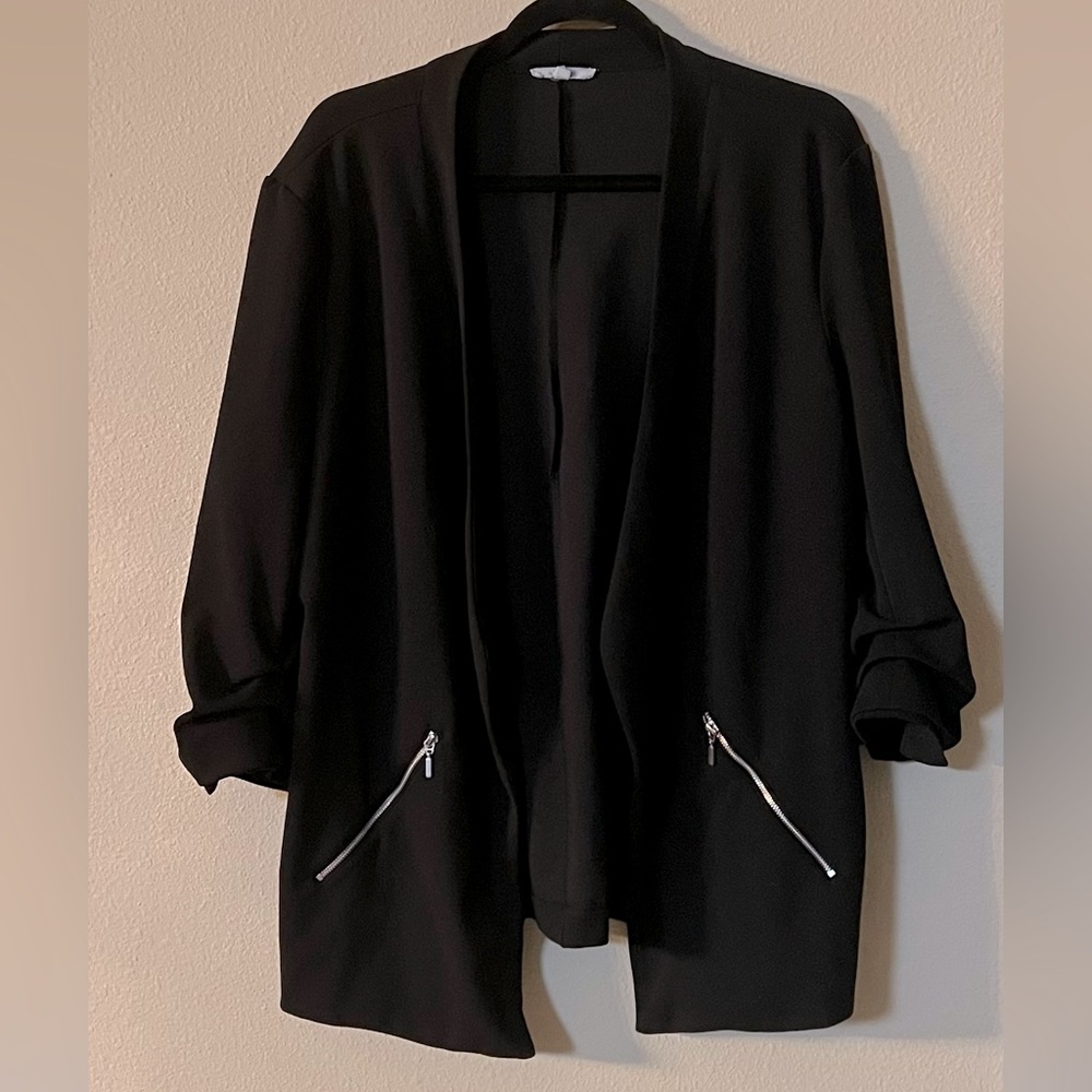 Maurices open from zipper pocket blazer